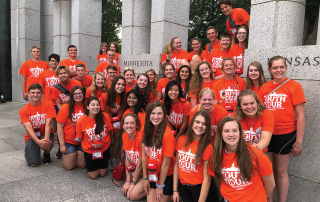 2019 Minnesota Youth Tour students at WWII memorial